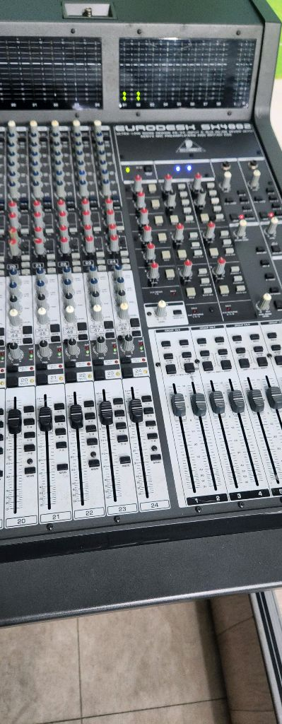 베링거 아날로그믹서기 SX-4882 이미지