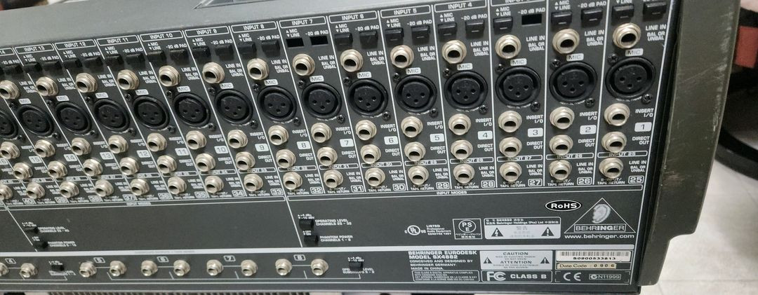 베링거 아날로그믹서기 SX-4882 이미지