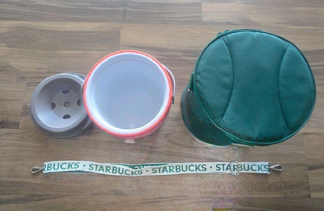 던킨 x 루엣비든 캠핑 워터저그 + 스타벅스 쿨러백 이미지