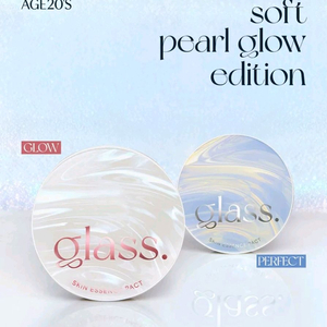 에이지투웨니스 글래스 글로우 21호 팩트 새것 홀리데이 에디션. 벨벳 블러셔. 드림 이미지