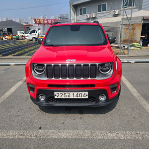 중형 SUV 지프 레니게이드 2020년식 이미지