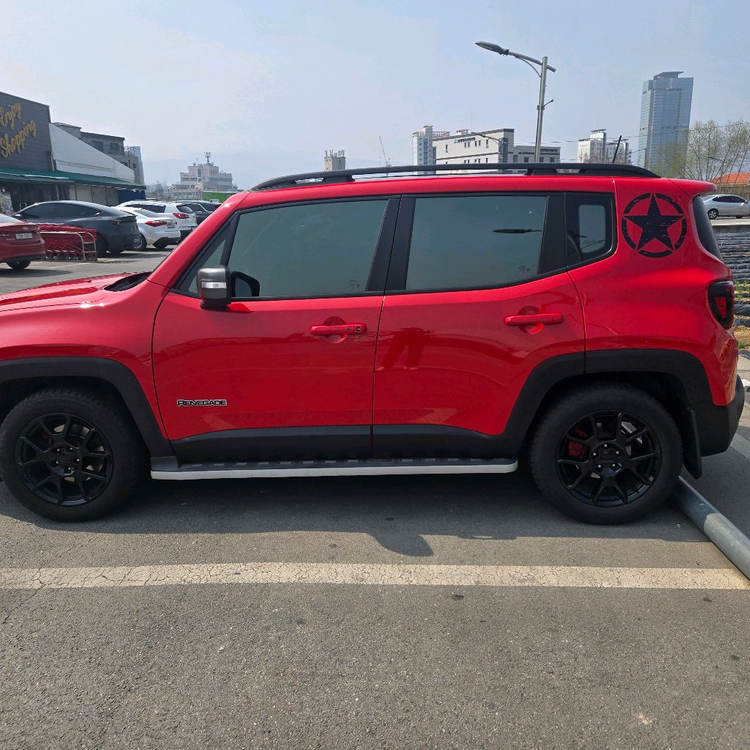중형 SUV 지프 레니게이드 2020년식 이미지