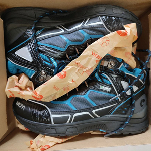 정품]네파등산화(240) 이미지