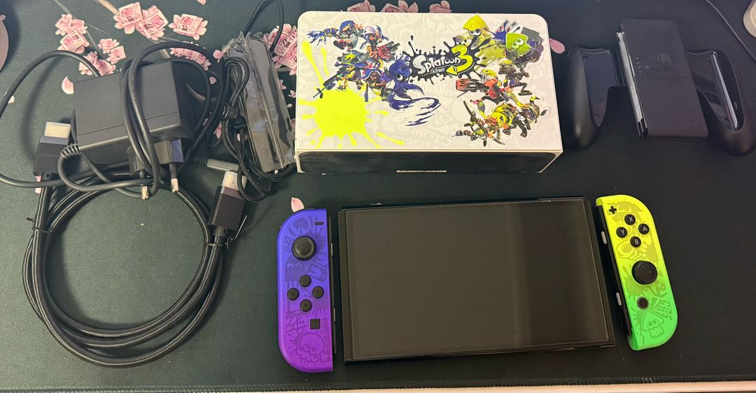 닌텐도 스위치 OLED 스풀래툰 풀구성 제품 판매합니다. 이미지