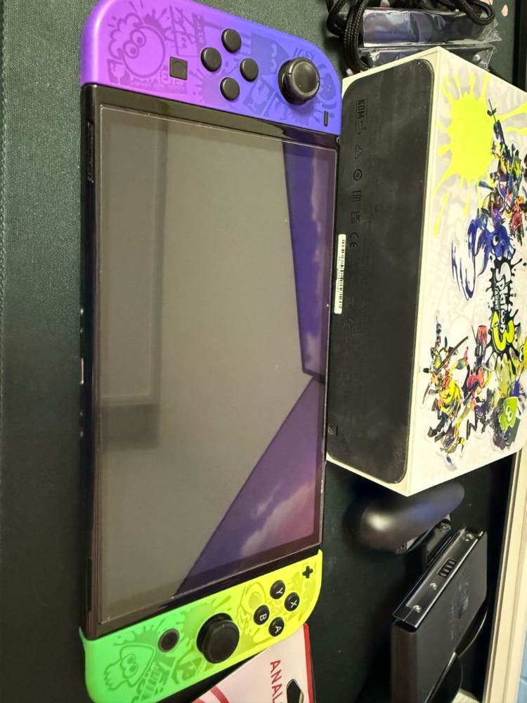 닌텐도 스위치 OLED 스풀래툰 풀구성 제품 판매합니다. 이미지