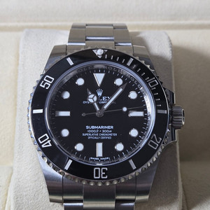 최저가 롤렉스 서브마리너 논데이트 114060 이미지