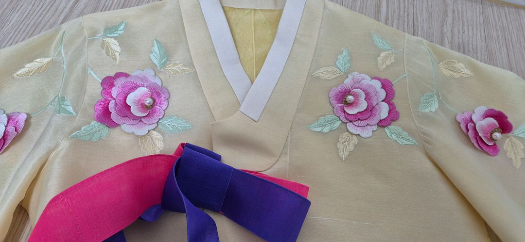 여성 한복세트 이미지