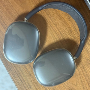 에어팟 맥스 1세대 이미지