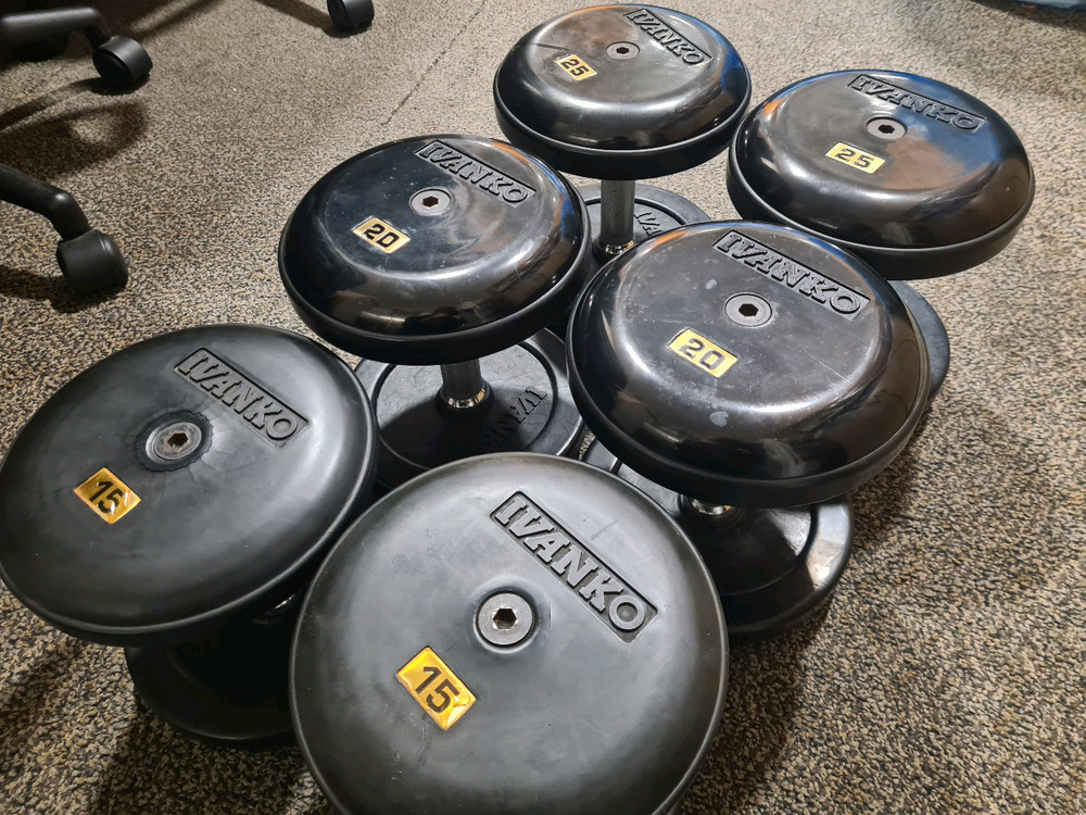 아이반코 덤벨 15,20,25파운드 각 1세트, 아이반코 중량원판(플레이트) 2.5~20KG 이미지