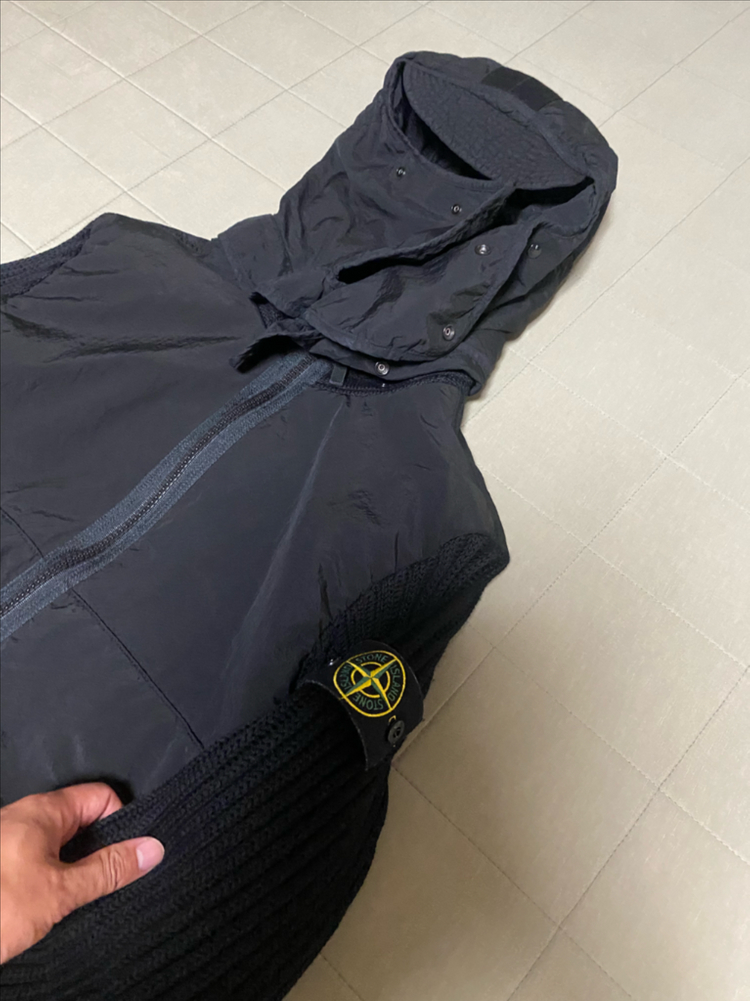 스톤아일랜드 나일론메탈 니트패딩(새상품급) 이미지