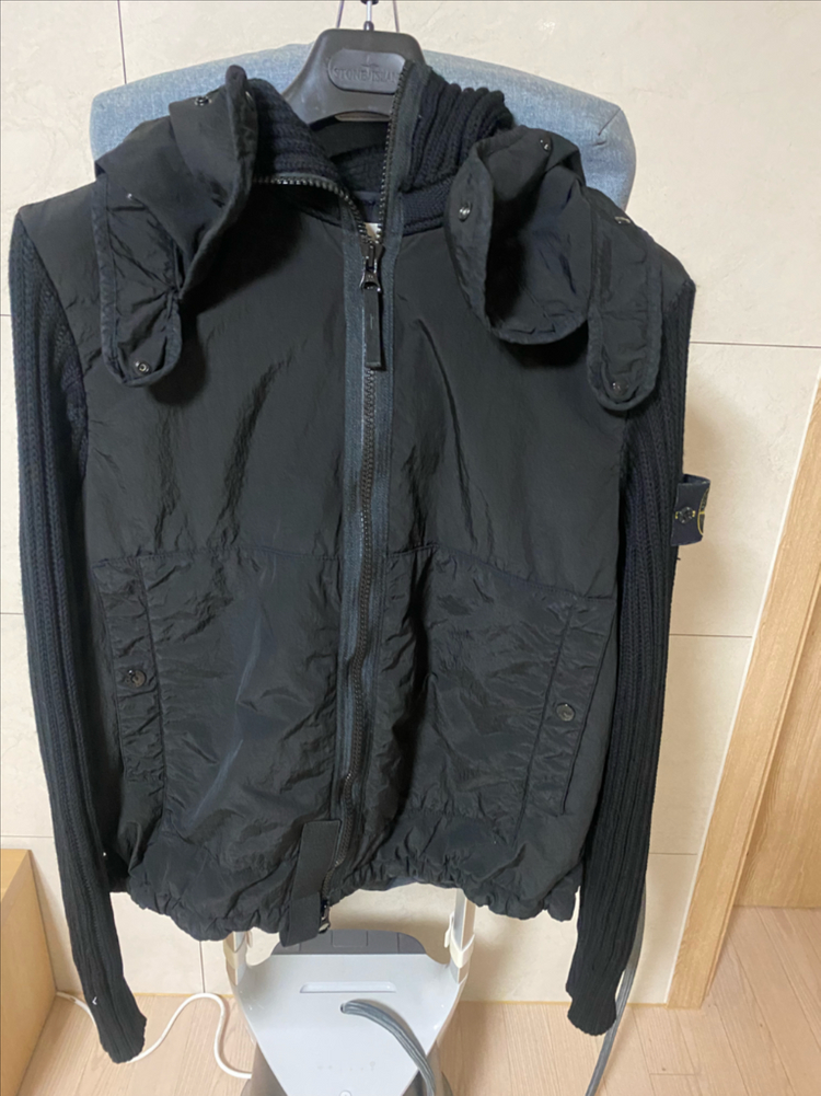 스톤아일랜드 나일론메탈 니트패딩(새상품급) 이미지