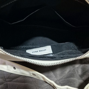 아카이브 [애프터 프레이 에디션] 페리 나일론 호보백 이미지