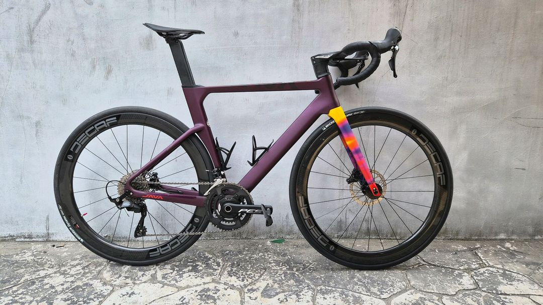 자바 푸오코 프로 카본 시마노 105 파워미터 로드 자전거 이미지