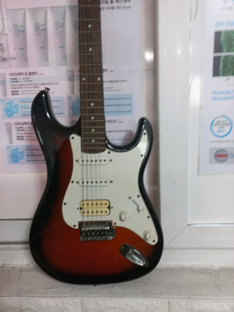 스윙 일렉기타 이미지