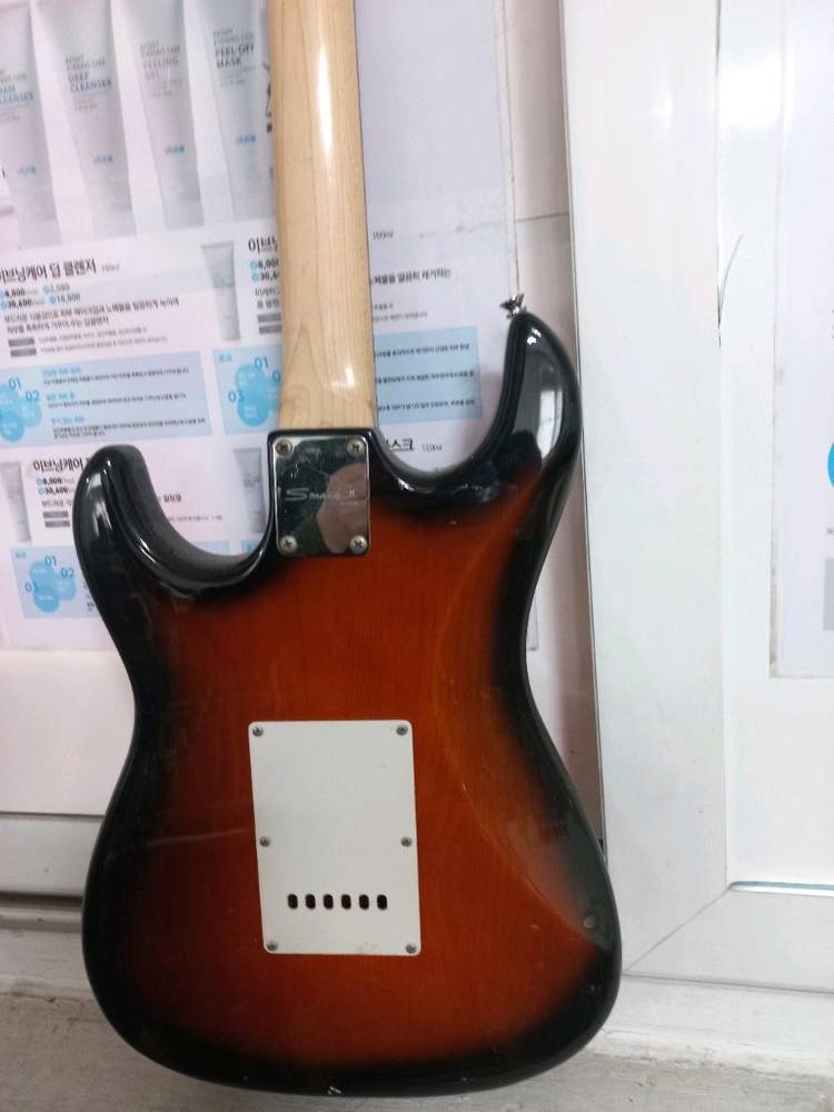 스윙 일렉기타 이미지