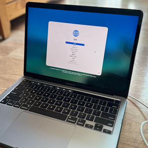 맥북프로 m1 13인치8/512 이미지