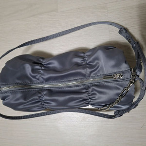 리본 숄더백,자라 셔링 체인 숄더백 블루,자라가방,미니백,핸드백,새틴,ZARA 이미지