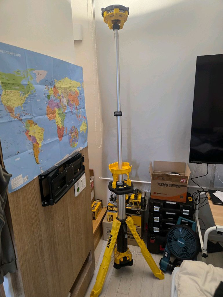 밀워키 디월트 스탠드 투광기 M18 SAL DCL079N 작업등 위크라이트 이미지