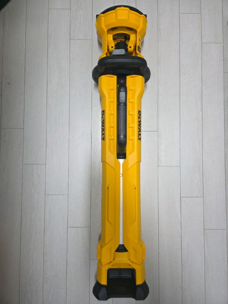 밀워키 디월트 스탠드 투광기 M18 SAL DCL079N 작업등 위크라이트 이미지