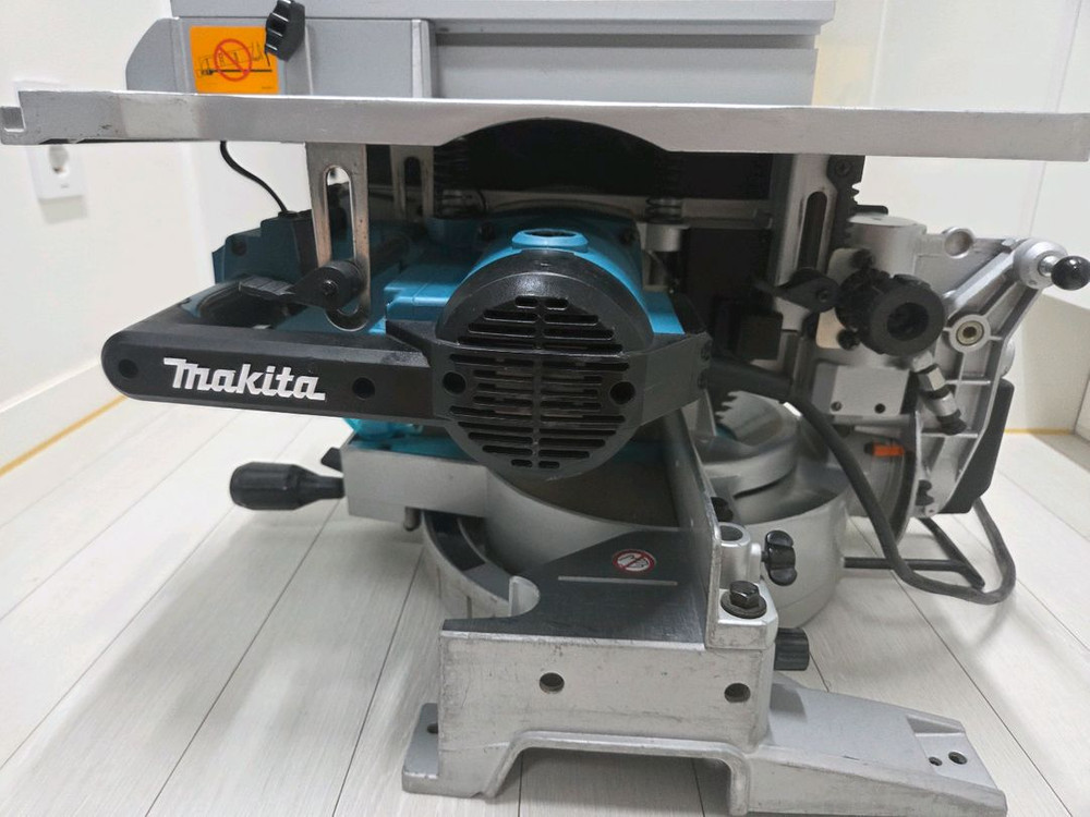 마끼다 정품 테이블쏘 12인치 탁상윈형톱 LH1201FL 디월트 DCS361 DCS727 무선 슬라이딩 각도절단기 이미지