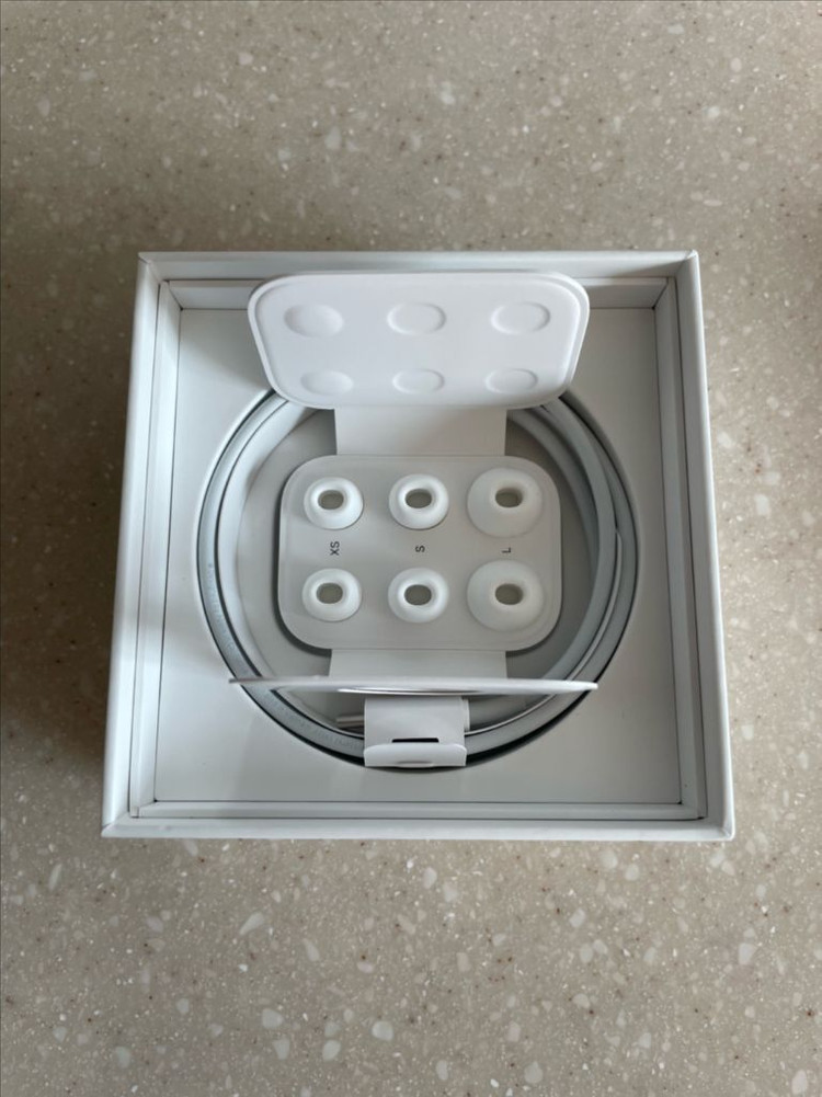 에어팟 프로2 8핀 풀박스 이미지