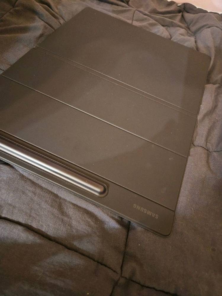 삼성 갤럭시탭 S9 플러스 키보드 케이스 북커버 이미지