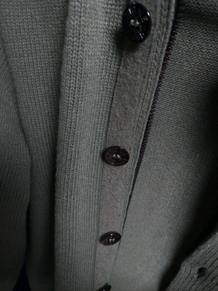 스톤아일랜드 버튼 울 집업 가디건 올리브 m 신형큐알 이미지