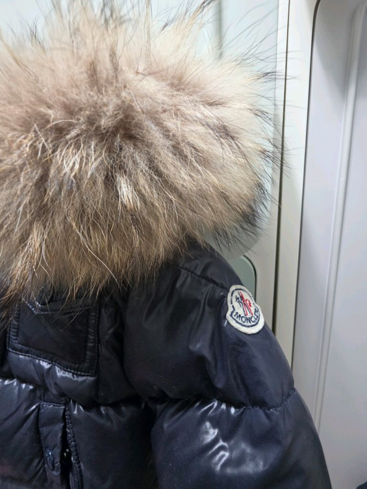 몽클레어 키즈 라쿤털 패딩9-12개월 이미지