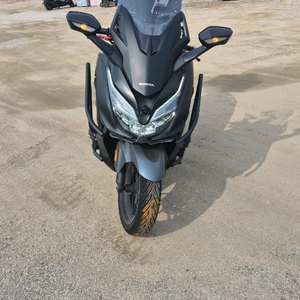 배달용 스쿠터 혼다포르자350 이미지