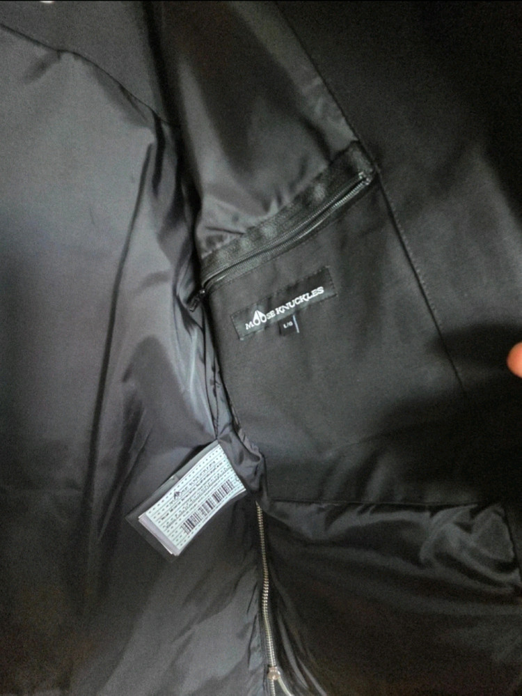 무스너클 구스다운 패딩점퍼 이미지