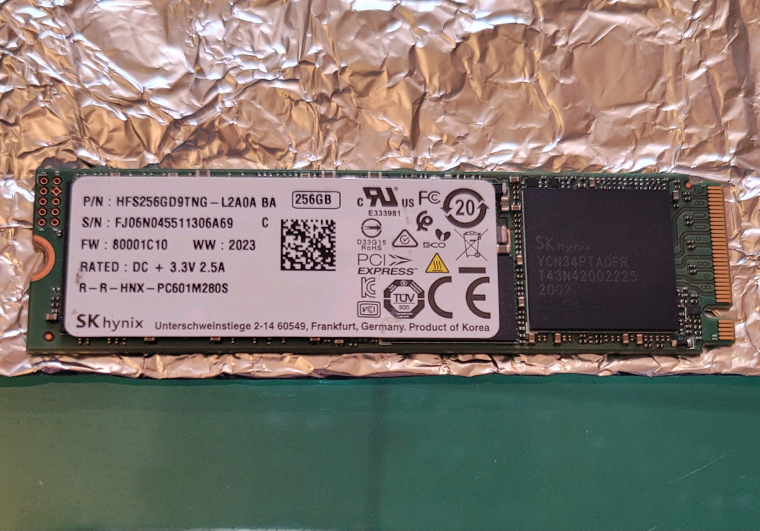 sk하이닉스 ssd. m.2 nvme. 256g. D램 고성능 HFS256GD9TNG 이미지