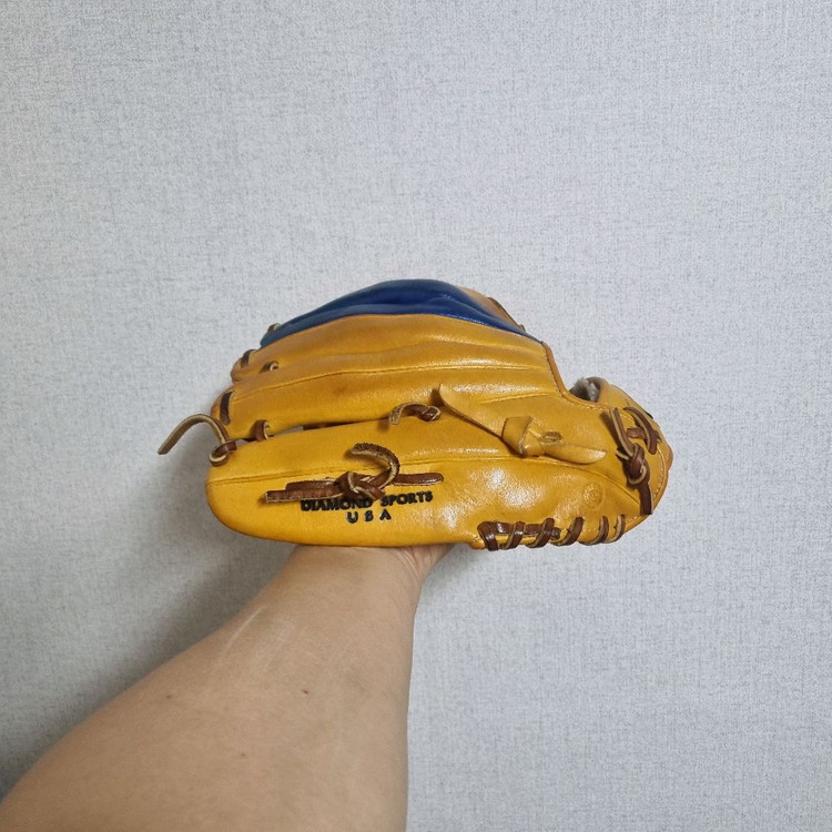 다이아몬드 내야글러브 이미지