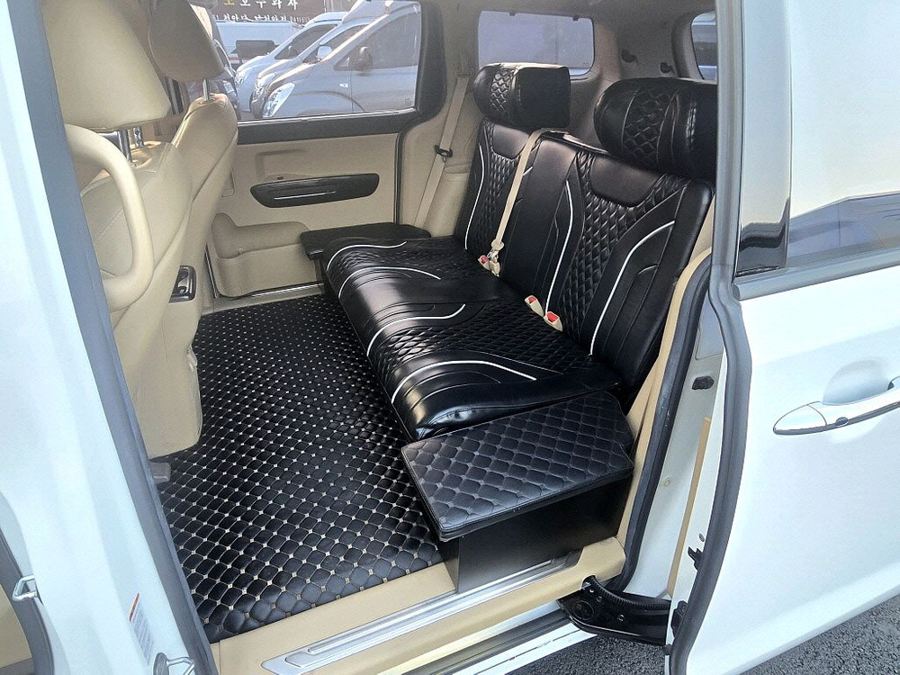 올뉴카니발5인승캠핑카(멀티시트+인산철+휘발유차)-전액할부됨 이미지