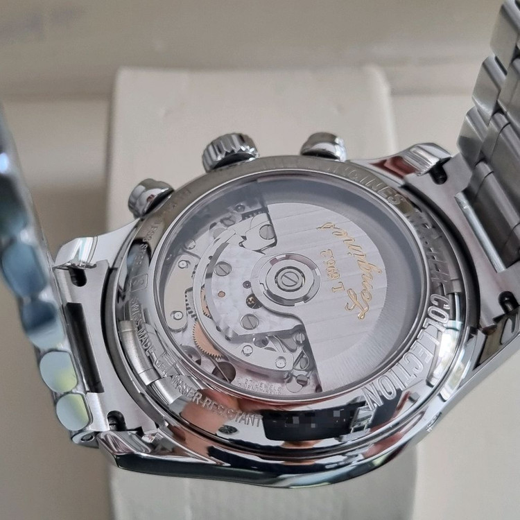 론진 마스터 콜렉션 쓰리카운터 크로노 44mm(상품화 완료) 이미지