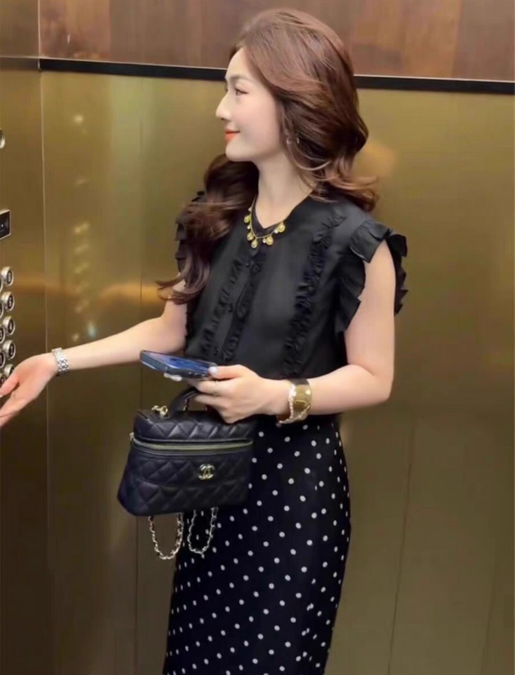 샤넬 퀼팅 미니 핸드백 이미지