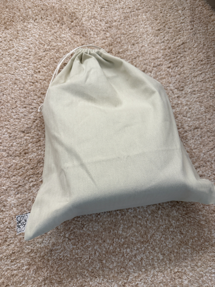 로에베 스몰 큐비백 이미지