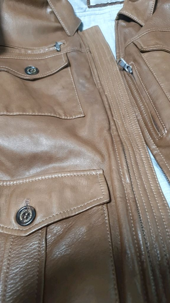 브루넬로 코치넬리 가죽 봄버 자켓 이미지