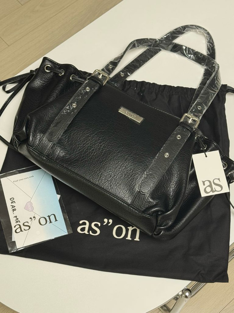 애즈온 여자가방 헤븐백 숄더백 블랙 새상품 이미지