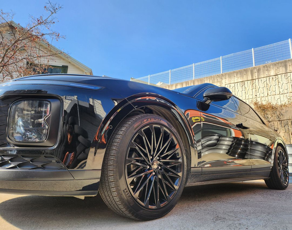 그랜져GN7 캘리그라피 20인치 순정휠 블랙휠 팝니다 / 팰리세이드 카니발 이미지