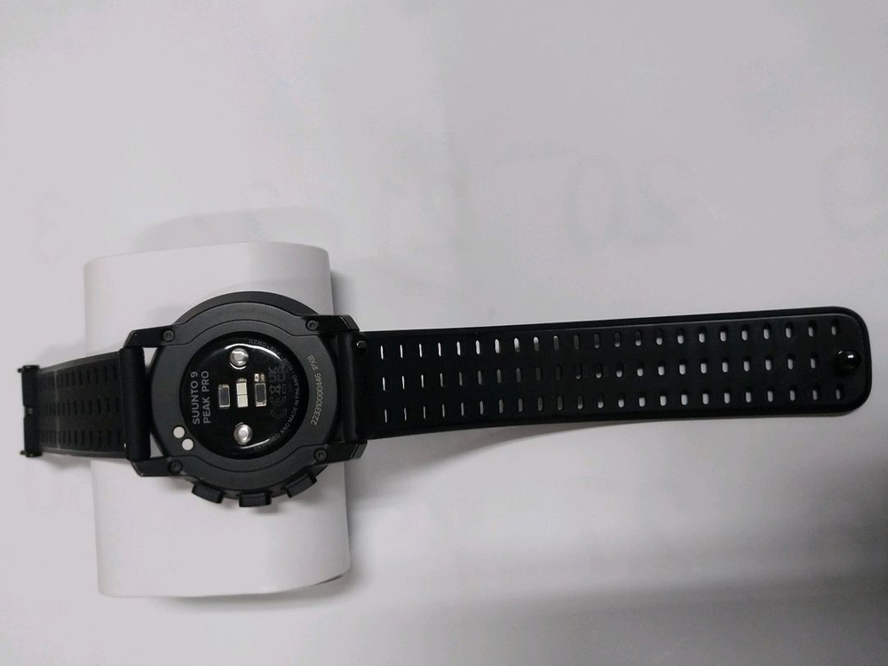 순토9 피크 프로(SUUNTO 9 PEAK PRO) 이미지