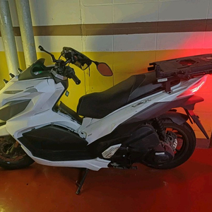 vsx125 22년식 스쿠터 오토바이 이미지