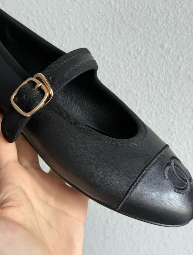 샤넬 램스킨 메리제인 플랫슈즈 이미지