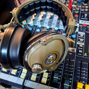 Koss pro4/AAA ---model 소리가 멋진 빈티지헤드폰 이미지