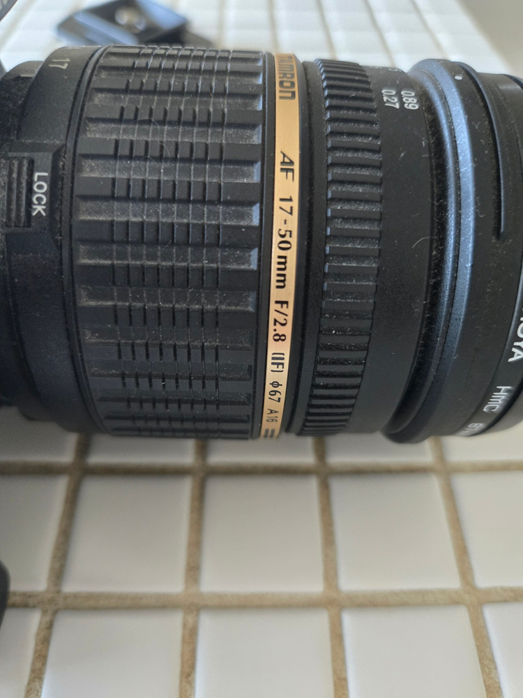 DSLR 카메라 + AF-S 17-50mm 렌즈 세트 이미지