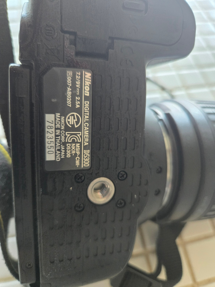 DSLR 카메라 + AF-S 17-50mm 렌즈 세트 이미지