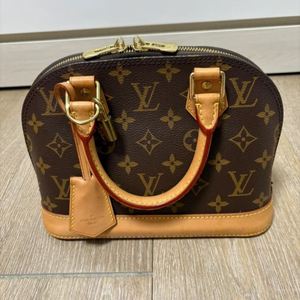 루이비통 알마BB 이미지