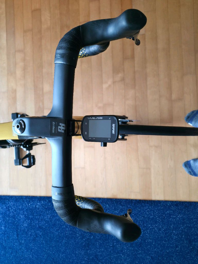 GUSTO 구스토 로드 자전거 이미지