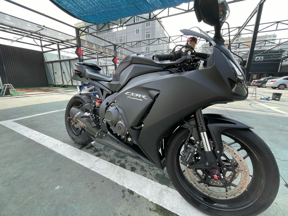cbr1000rr(2016) 판매합니다 이미지
