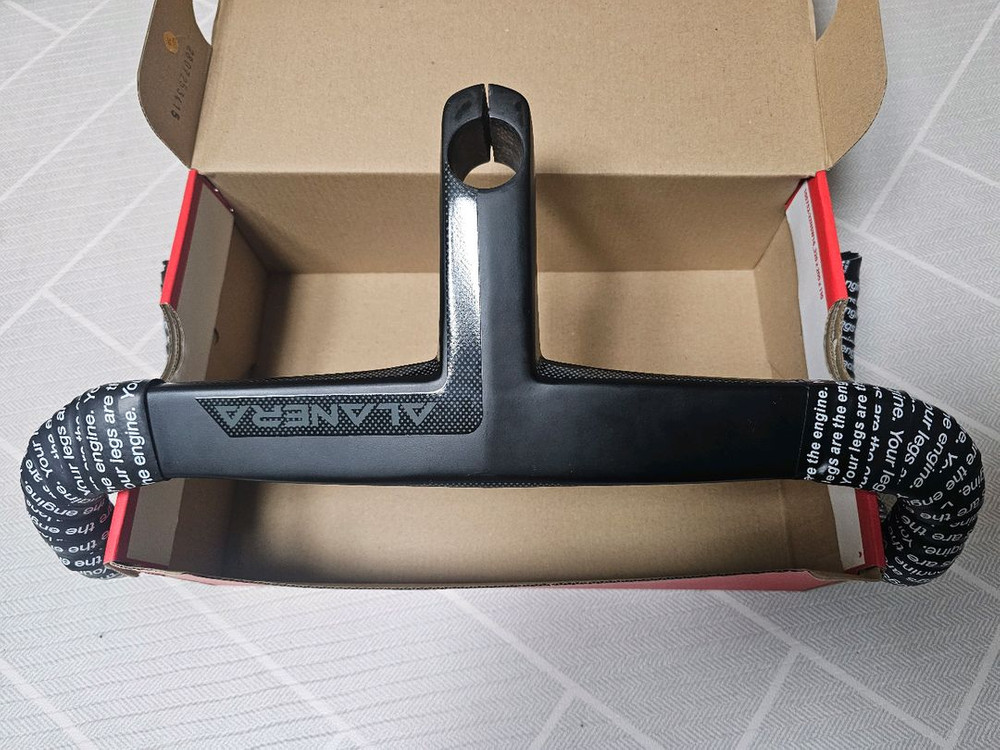 데다 알라네라 일체형 카본 픽시 로드 핸들바 이미지