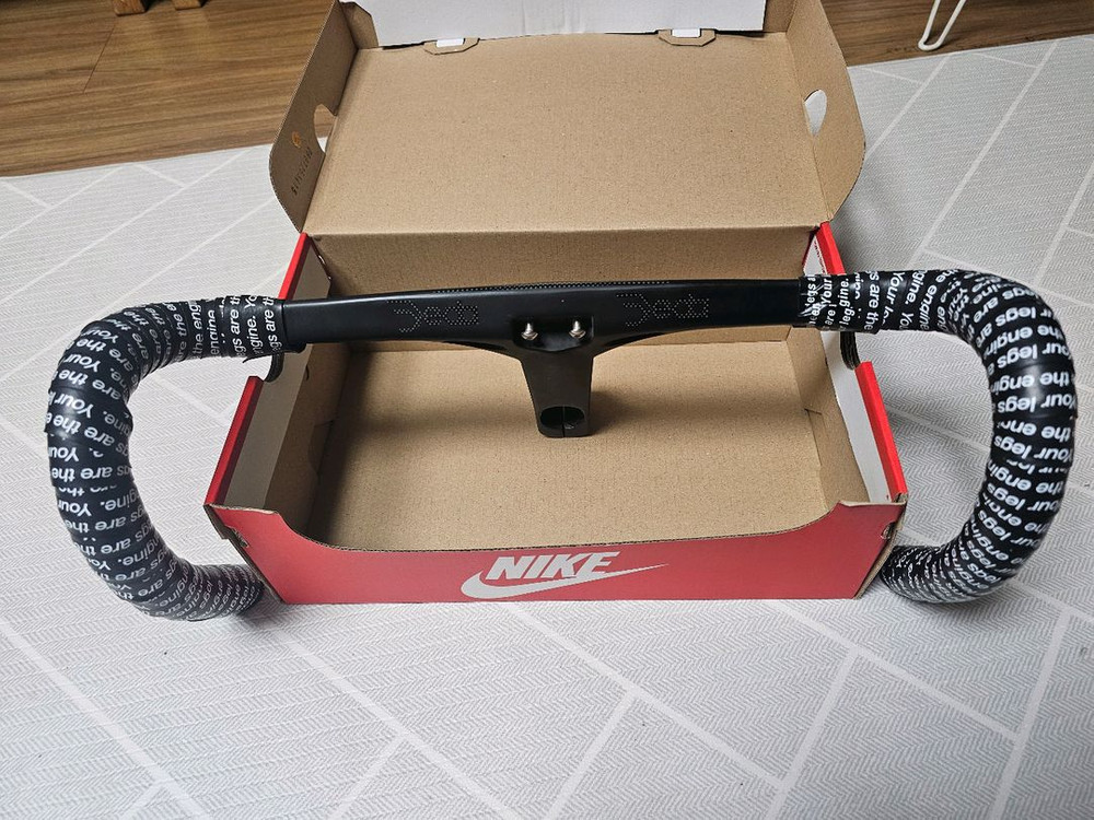 데다 알라네라 일체형 카본 픽시 로드 핸들바 이미지